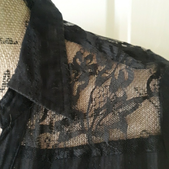 2 for$20/Women's blouse - Picture 2 of 11